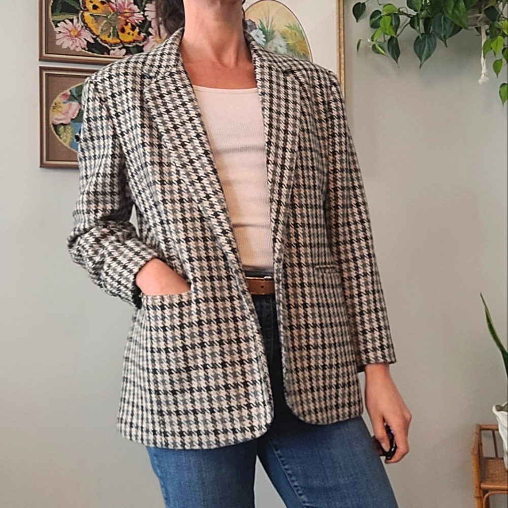 Houndstooth blazer